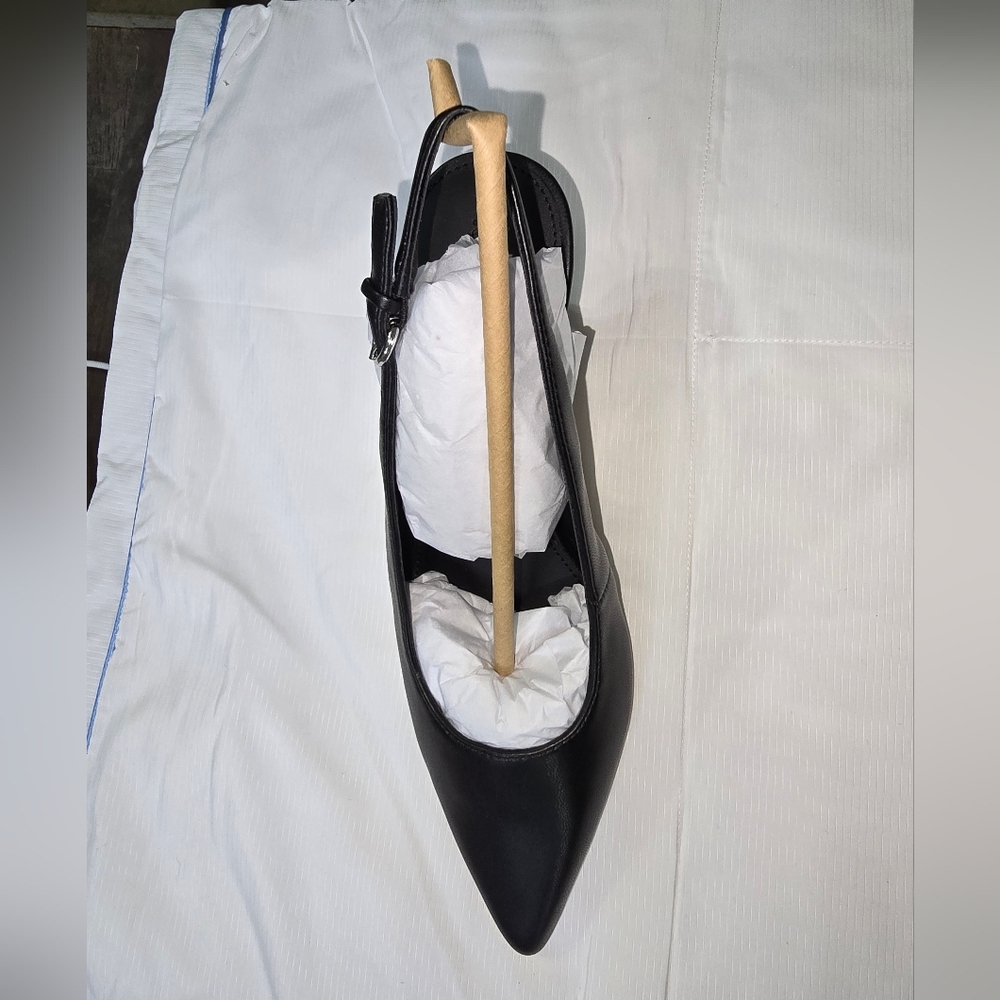 Size 6.5 NIB!‎ Katy Perry Slingback Black Heels - Picture 3 of 9
